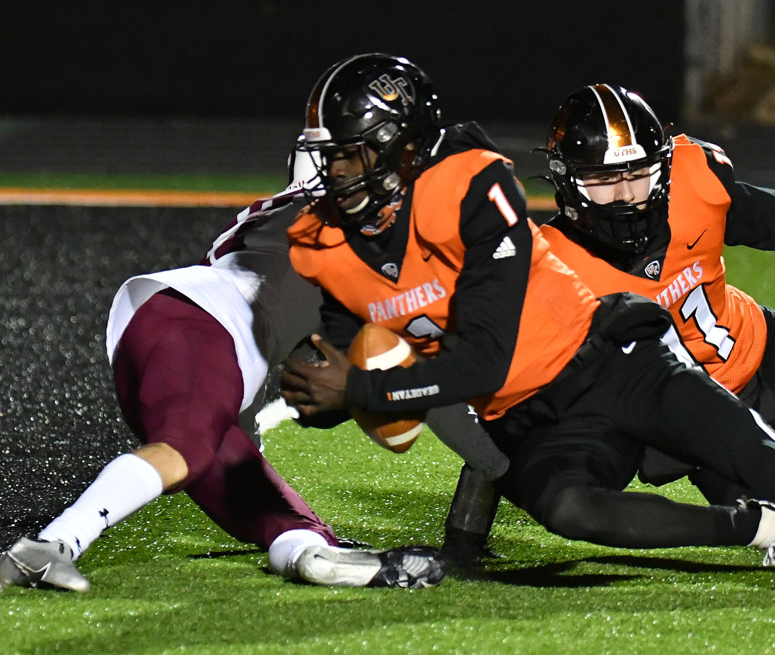 040221-qc-spt-moline-ut fball-070